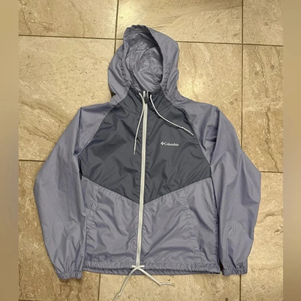 Columbia Two-Tone Blue Hooded Windbreaker Jacket